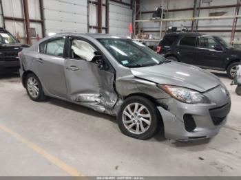  Salvage Mazda Mazda3