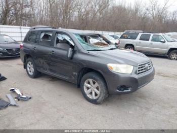  Salvage Toyota Highlander