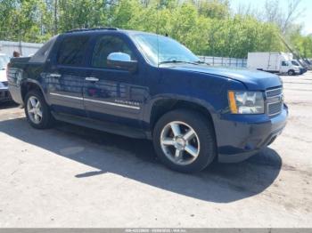  Salvage Chevrolet Avalanche 1500