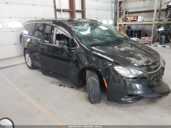  Salvage Chrysler Pacifica