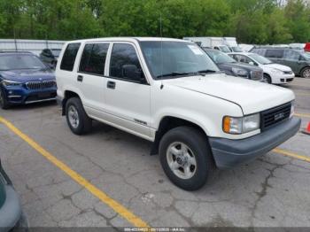  Salvage Isuzu Trooper