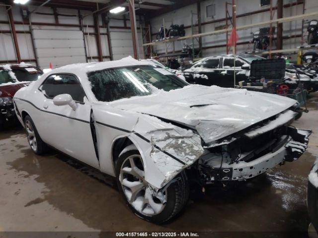  Salvage Dodge Challenger