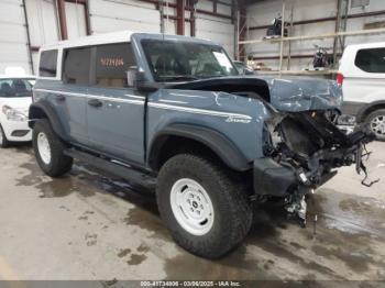  Salvage Ford Bronco