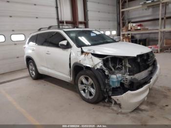  Salvage Toyota Highlander