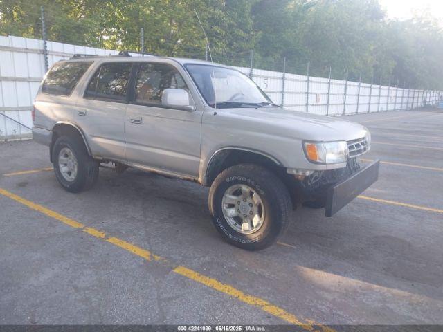  Salvage Toyota 4Runner