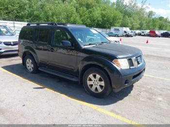  Salvage Nissan Pathfinder