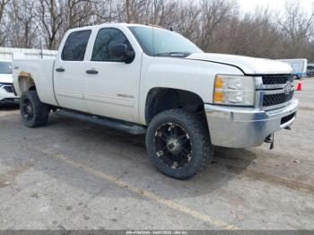  Salvage Chevrolet Silverado 2500