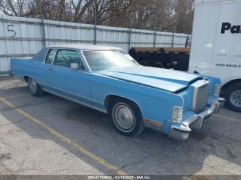  Salvage Lincoln Continental
