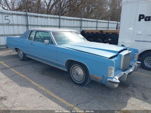  Salvage Lincoln Continental