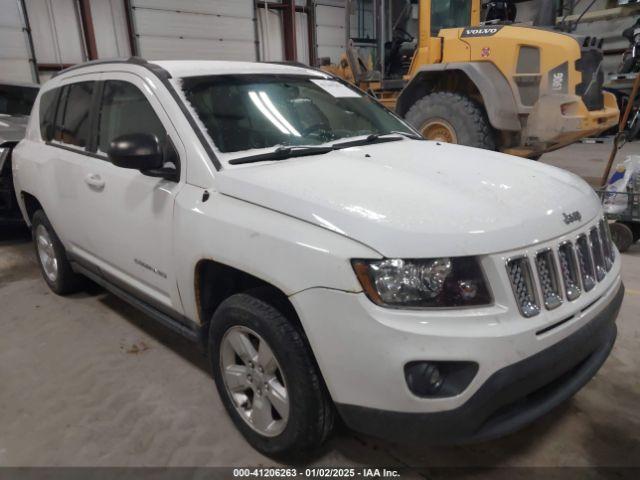  Salvage Jeep Compass
