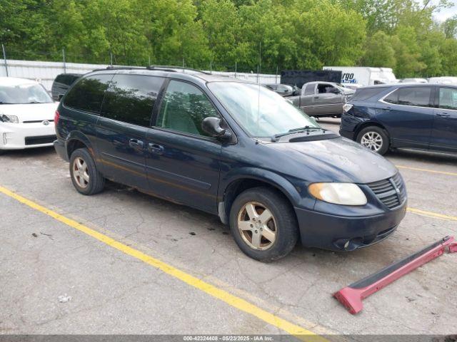  Salvage Dodge Grand Caravan