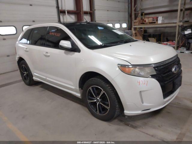  Salvage Ford Edge