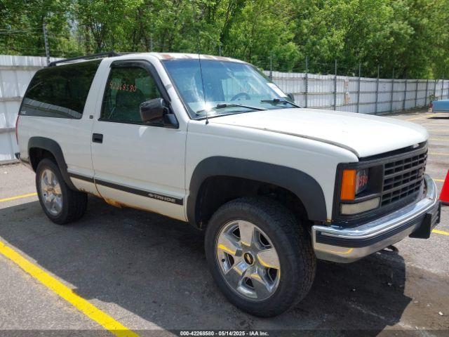  Salvage Chevrolet Tahoe