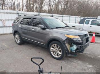  Salvage Ford Explorer