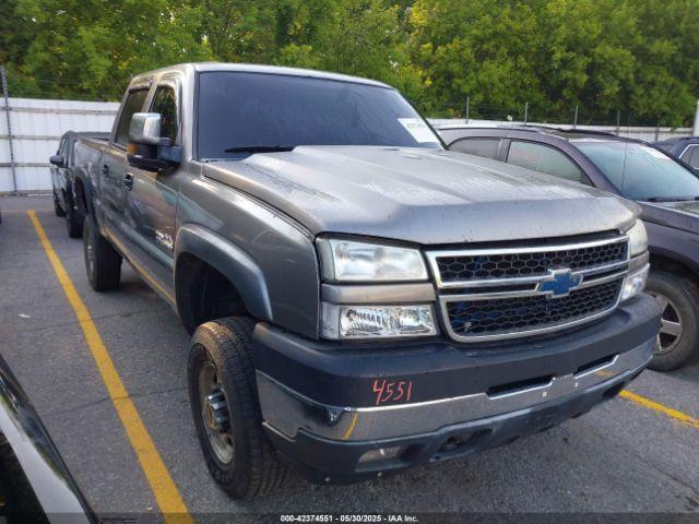  Salvage Chevrolet Silverado 2500
