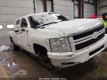 Salvage Chevrolet Silverado 2500