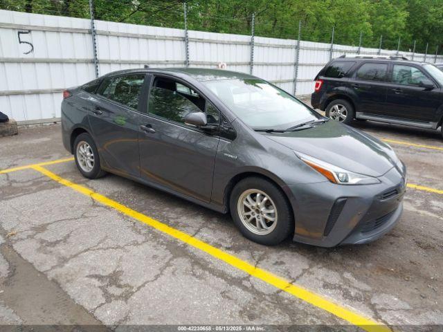  Salvage Toyota Prius
