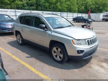  Salvage Jeep Compass
