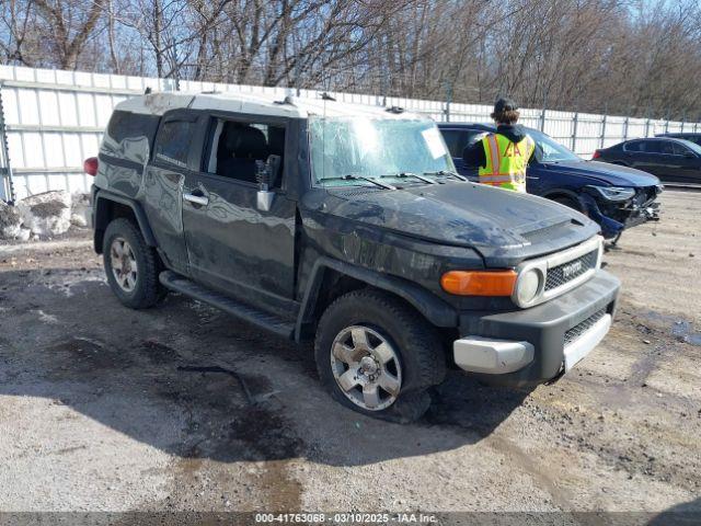  Salvage Toyota FJ Cruiser
