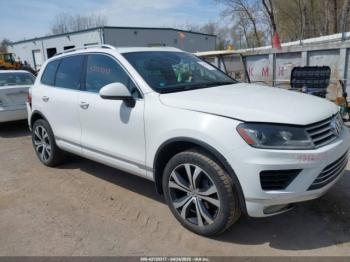  Salvage Volkswagen Touareg