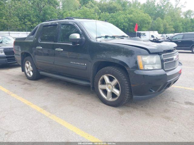  Salvage Chevrolet Avalanche 1500