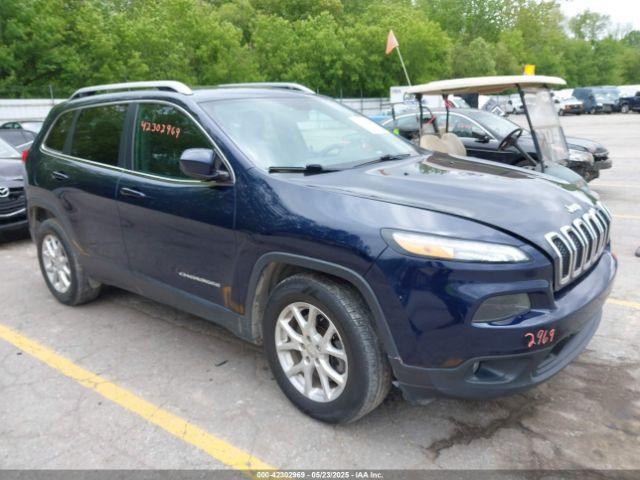  Salvage Jeep Cherokee