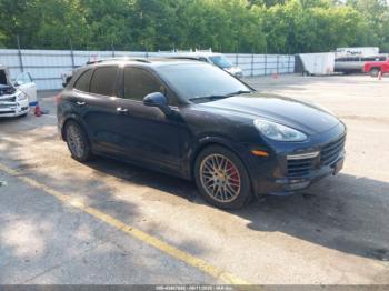  Salvage Porsche Cayenne