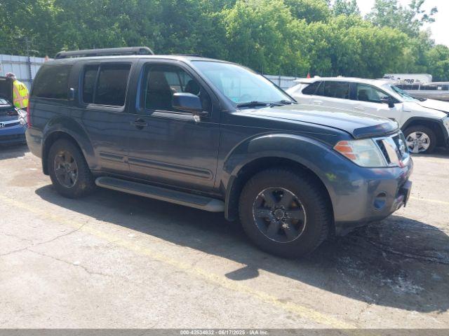  Salvage Nissan Pathfinder