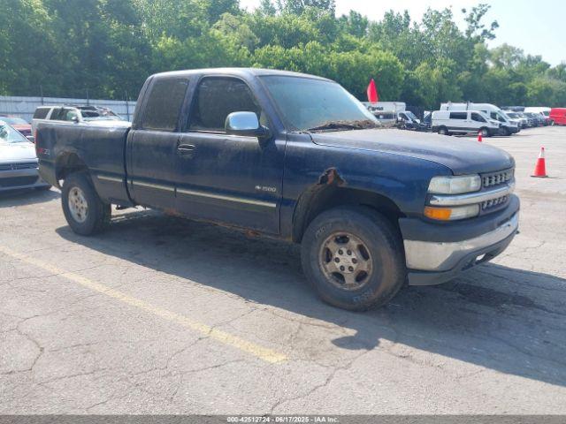  Salvage Chevrolet Silverado 1500