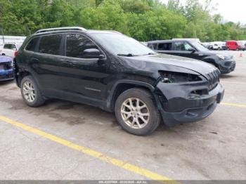  Salvage Jeep Cherokee