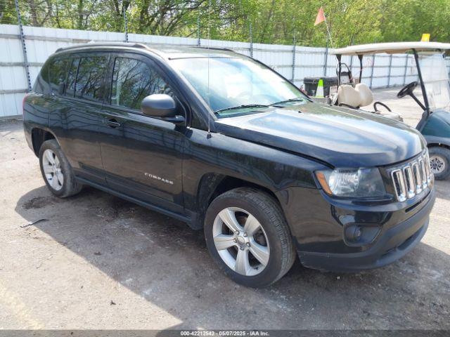  Salvage Jeep Compass