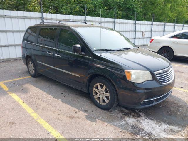  Salvage Chrysler Town & Country