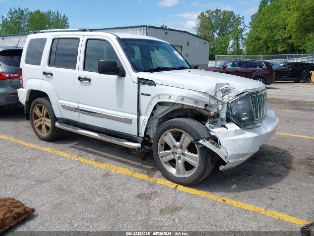  Salvage Jeep Liberty