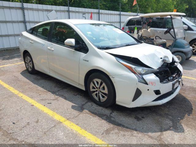  Salvage Toyota Prius