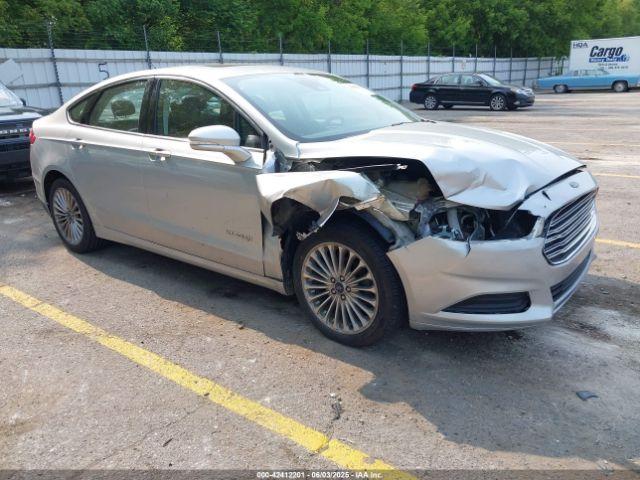  Salvage Ford Fusion