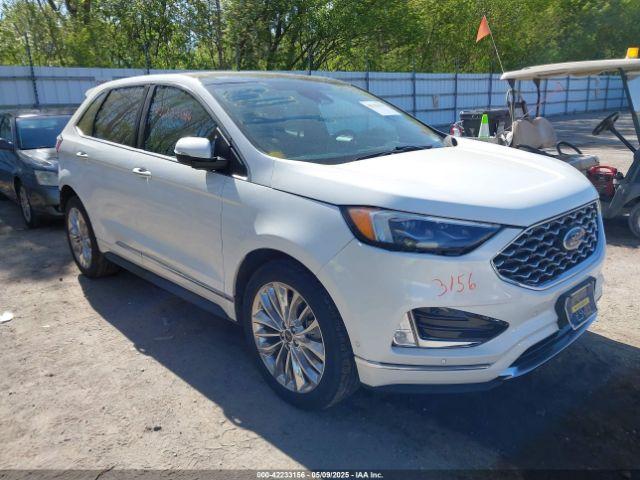  Salvage Ford Edge