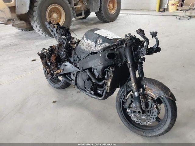  Salvage Suzuki Gsx-r750
