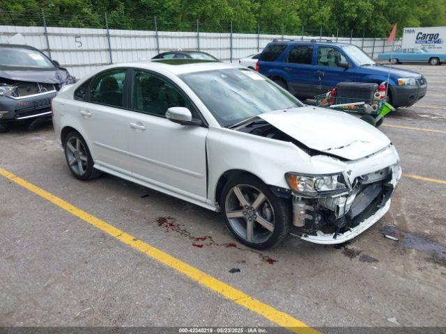  Salvage Volvo S40