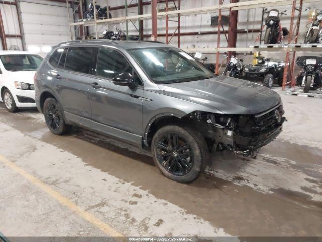  Salvage Volkswagen Tiguan