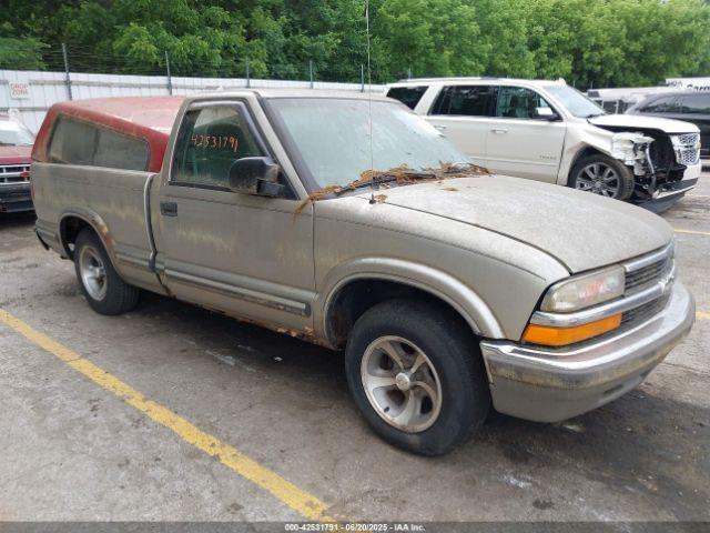  Salvage Chevrolet S-10