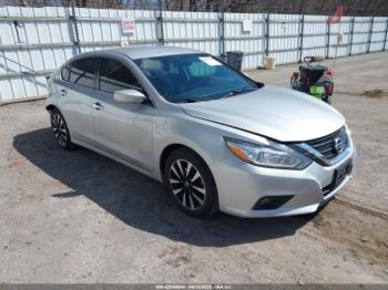  Salvage Nissan Altima