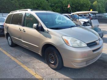  Salvage Toyota Sienna