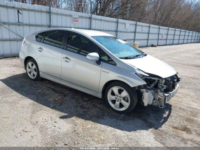  Salvage Toyota Prius