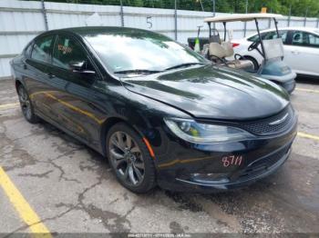  Salvage Chrysler 200