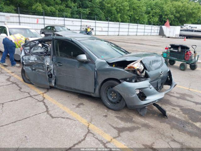  Salvage Mazda Mazda3