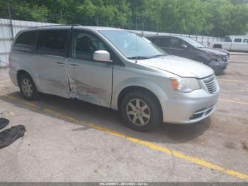  Salvage Chrysler Town & Country