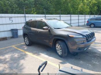  Salvage Jeep Cherokee