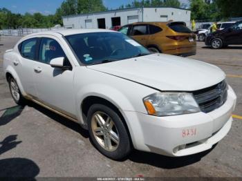  Salvage Dodge Avenger