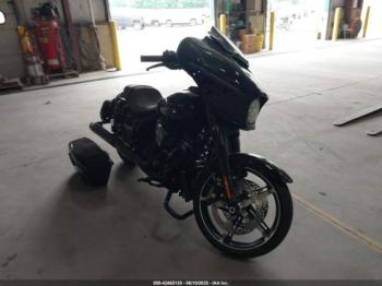  Salvage Harley-Davidson Flhx