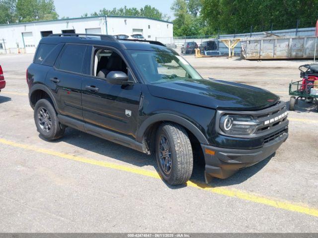  Salvage Ford Bronco